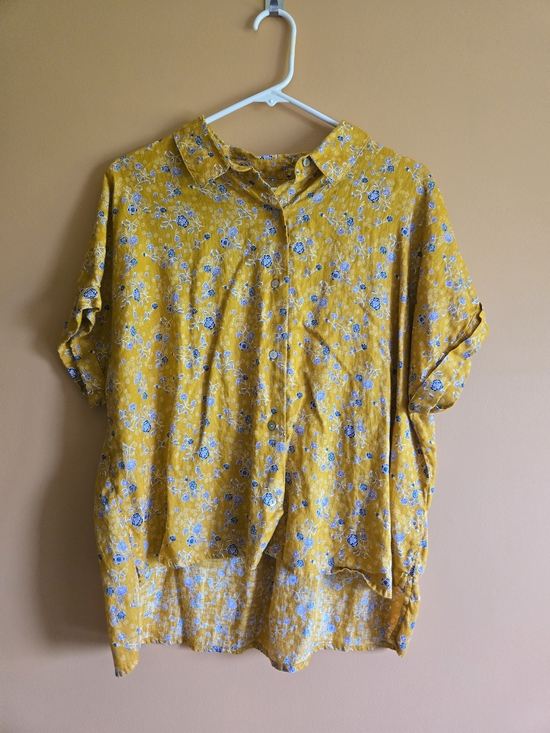 Rachel Zoe Tops - Rachel Zoe 100% Linen Button Down Floral Top